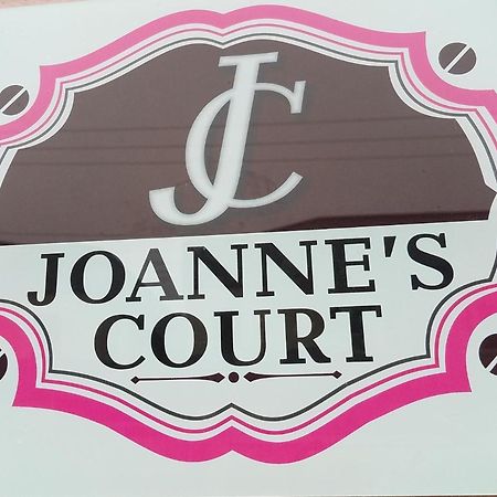 Joanne'S Court Hotel Лагос Екстериор снимка