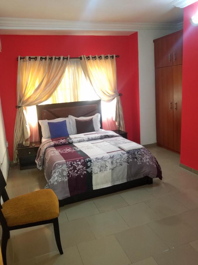 Joanne'S Court Hotel Лагос Екстериор снимка